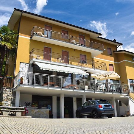 Albergo Ristorante Innocenti Ardenno Exterior foto